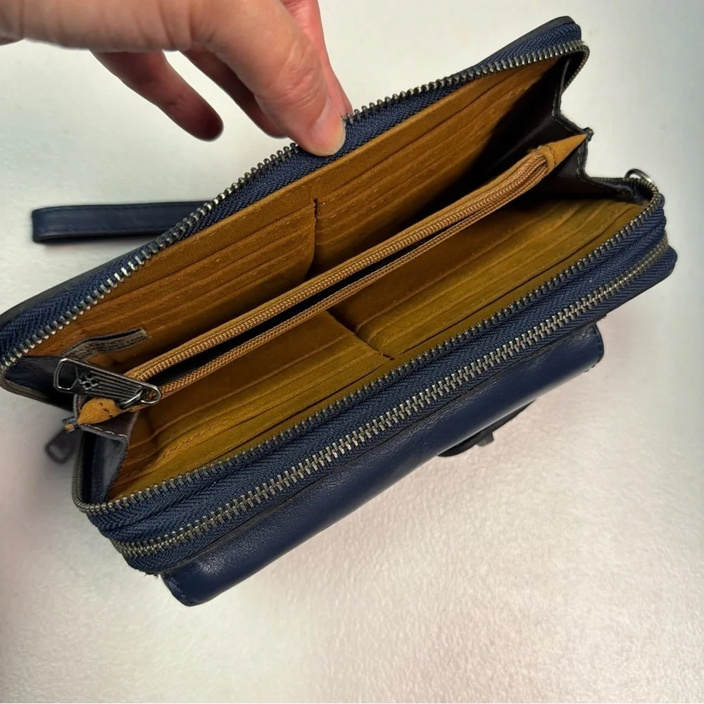 Patricia Nash Blue Wristlet Wallet Women Zipper Key Ring Folding